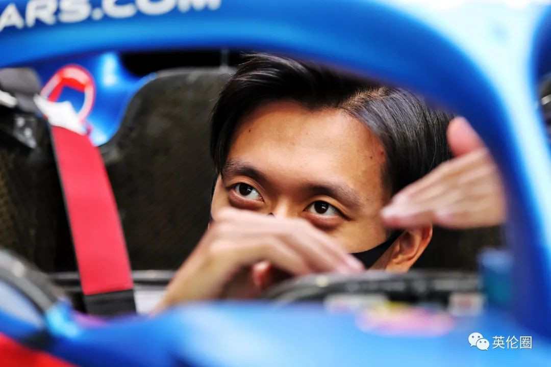 英媒围观中国第一位F1正式车手！