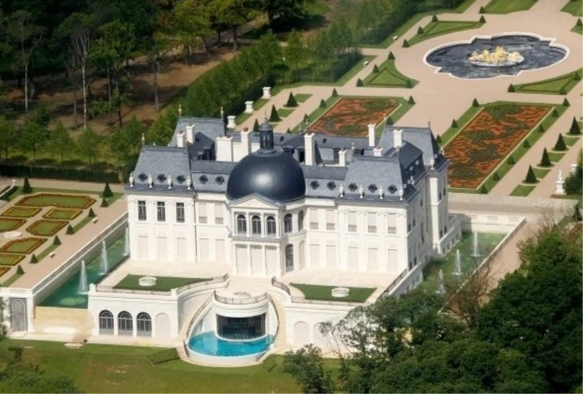 沙特王储来访巴黎，住“世界上最贵的房子”，王储：那是我买的!