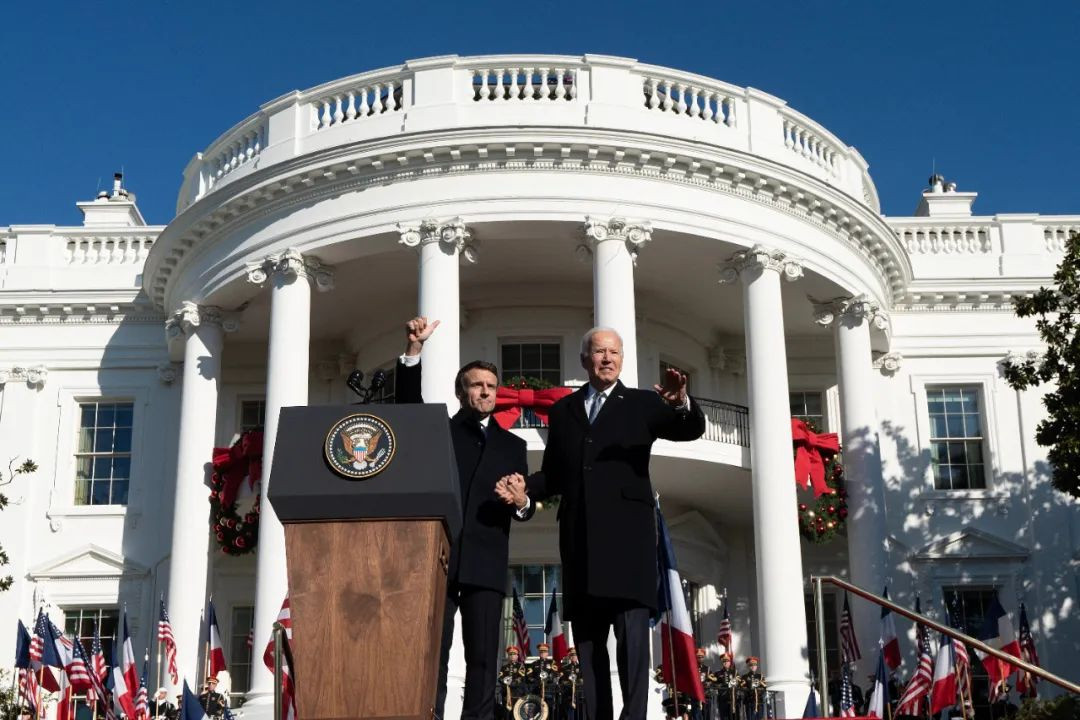 马克龙再访白宫：美国这样做会导致欧美分裂！法国总统送给拜登什么“伴手礼”？ 